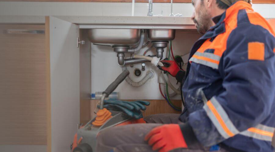 Professional slab leak plumber services in Kanarraville, UT